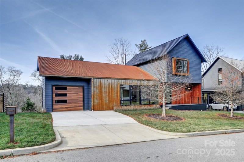 Property image 2 at 56 Malvern Walk, Asheville, NC 28806