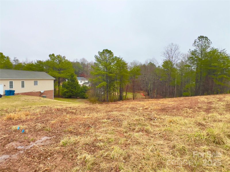 Property image 3 at 21 Greenway Drive, Granite Falls, NC 28630