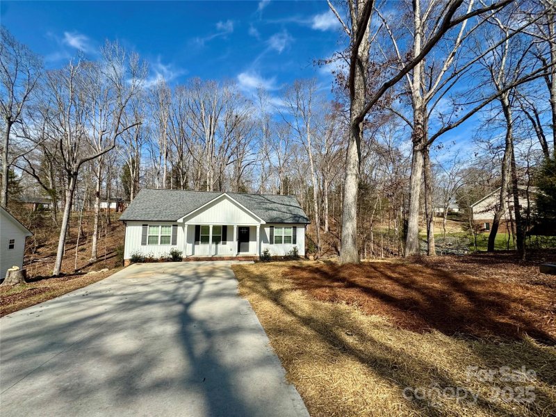 Property image 2 at 514 Meadowrock Drive, Albemarle, NC 28001