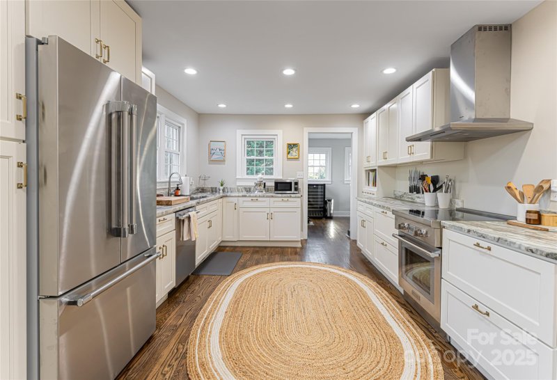 Property image 3 at 45 Wild Cherry Road, Asheville, NC 28804