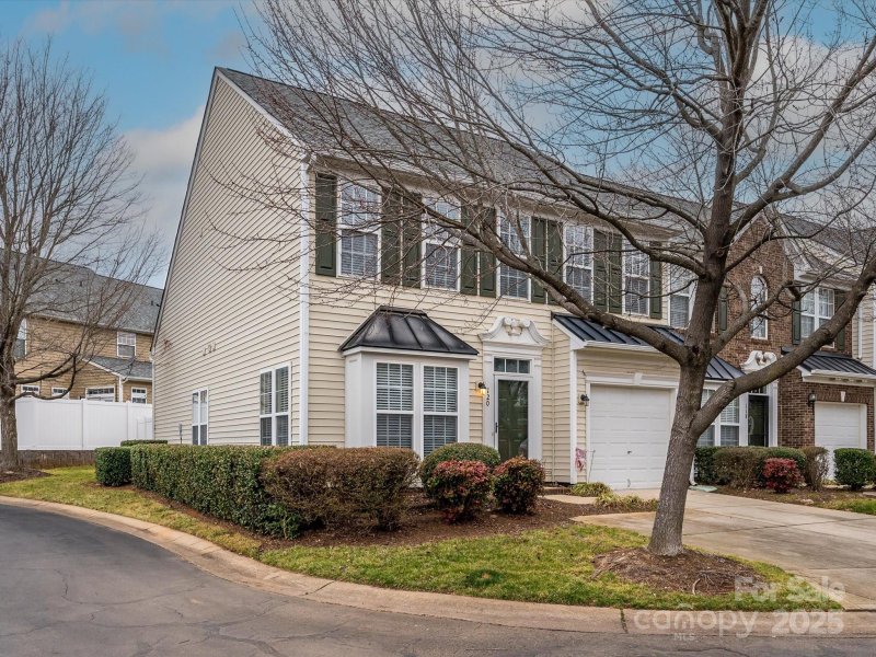 Property image 2 of 120 Snead Road in Fairway Townes, Fort Mill, SC 29715