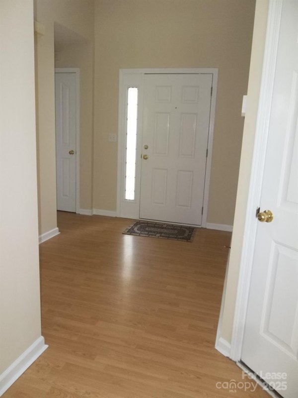 Property image 2 at 2910 Crawford Brook Lane, Charlotte, NC 28269