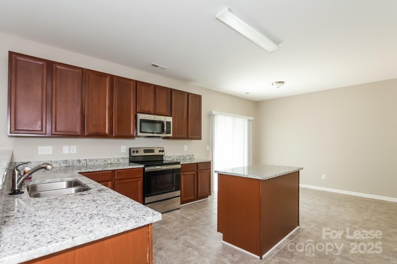 Property image 5 at 7624 Deluca Drive, Charlotte, NC 28215