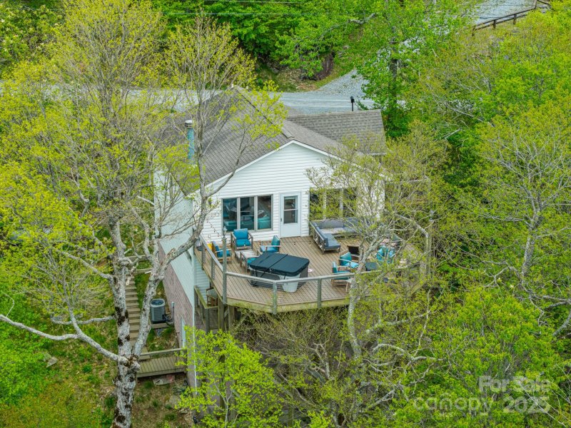 Property image 4 of 114 Spruce Hollow Road in The Cliffs, Beech Mountain, NC 28604