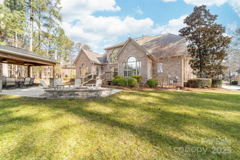 Property image 2 at 7674 Bermuda Hills Lane, Denver, NC 28037