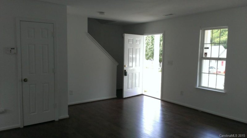 Property image 4 at 5603 Stone Bluff Court, Charlotte, NC 28214