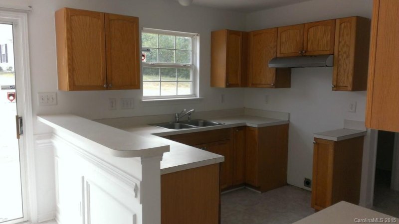 Property image 5 at 5603 Stone Bluff Court, Charlotte, NC 28214