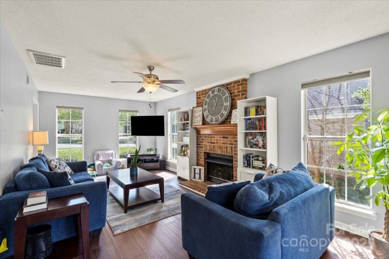 Property image 3 at 9108 Clifton Meadow Drive, Matthews, NC 28105