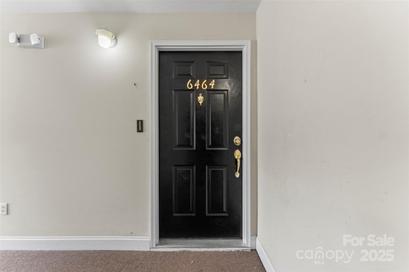 Property image 3 at 6464 Park Pond Drive, Charlotte, NC 28262