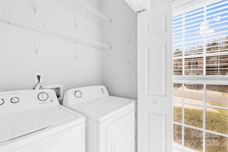 Property image 4 at 8263 Carob Tree Lane, Charlotte, NC 28215