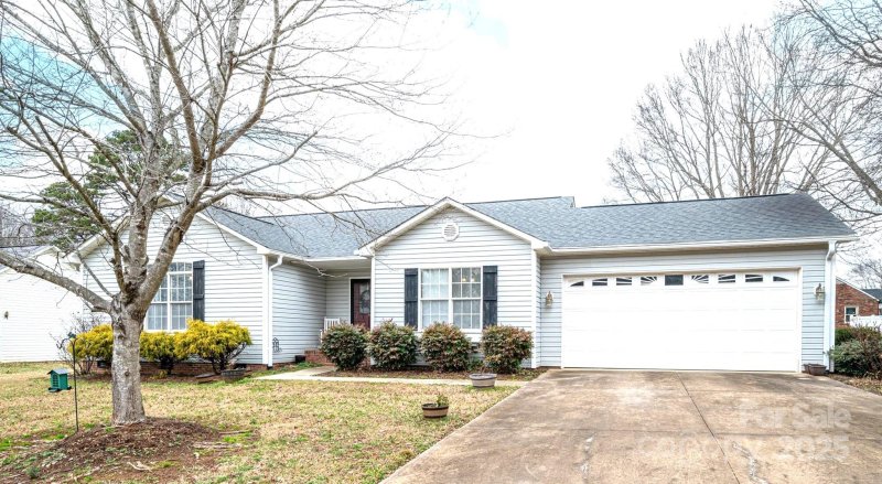 Property image 4 at 3248 St Vincent Drive, Claremont, NC 28610