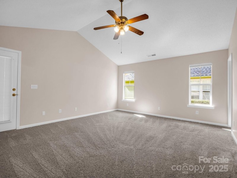 Property image 4 at 42 Gray Wolf Lane, Hendersonville, NC 28792