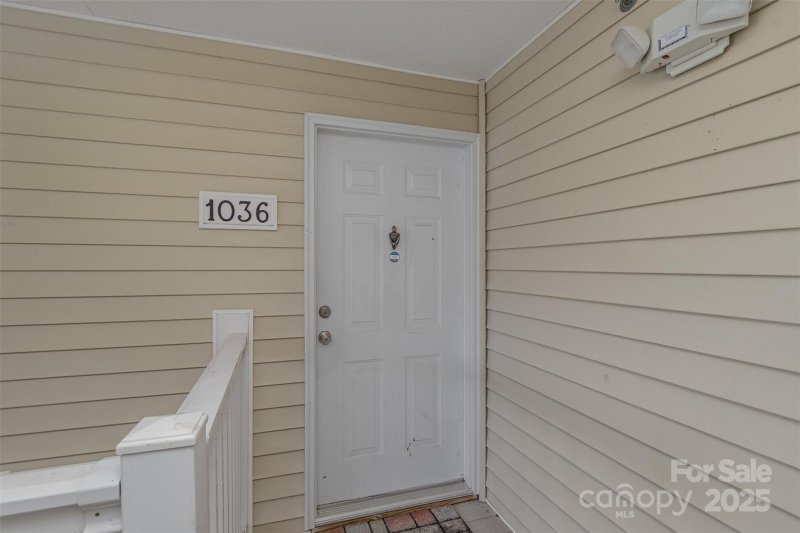 Property image 3 at 1036 Plaza Walk Drive, Charlotte, NC 28215