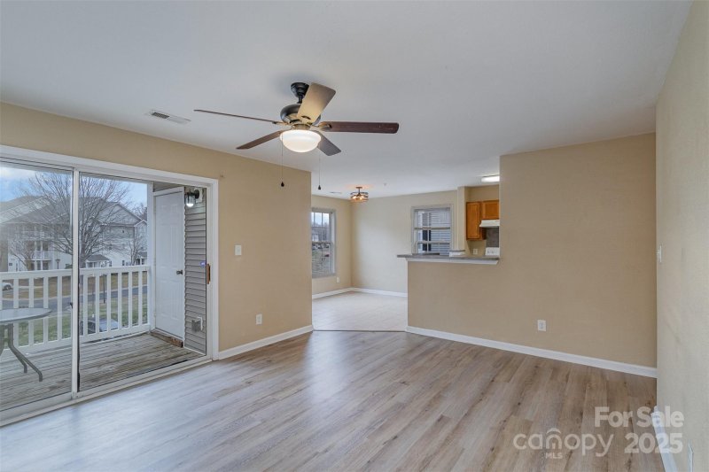 Property image 4 at 1036 Plaza Walk Drive, Charlotte, NC 28215