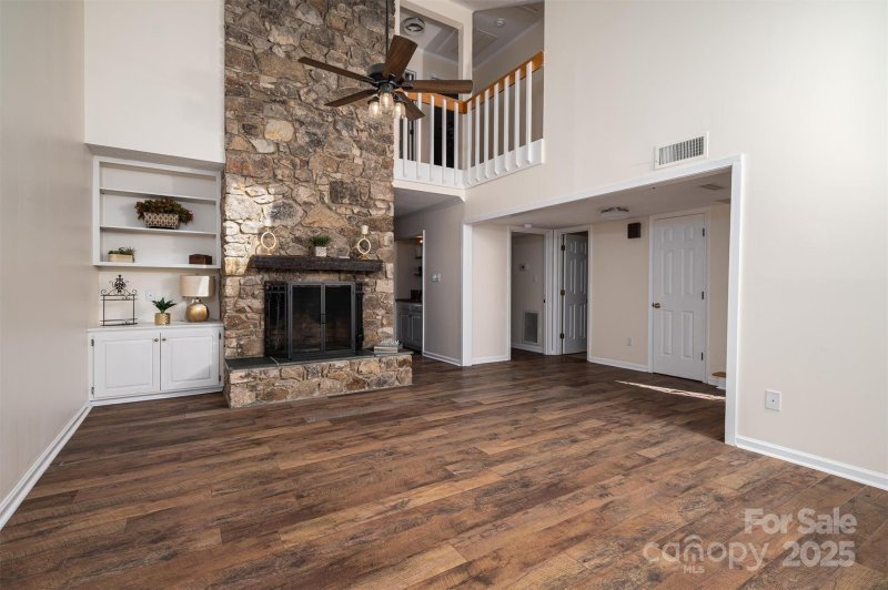 Property image 4 at 1027 21st Avenue, Hickory, NC 28601