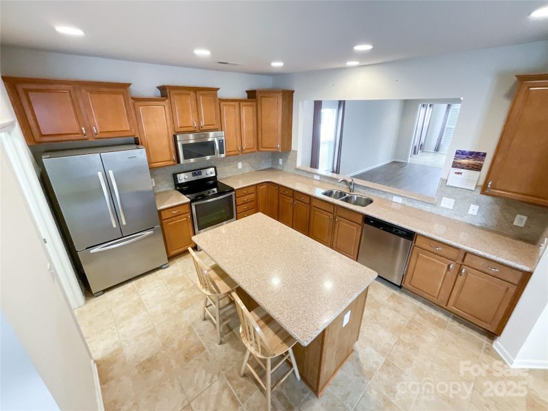 Property image 4 at 2023 Moultrie Court, Fort Mill, SC 29707