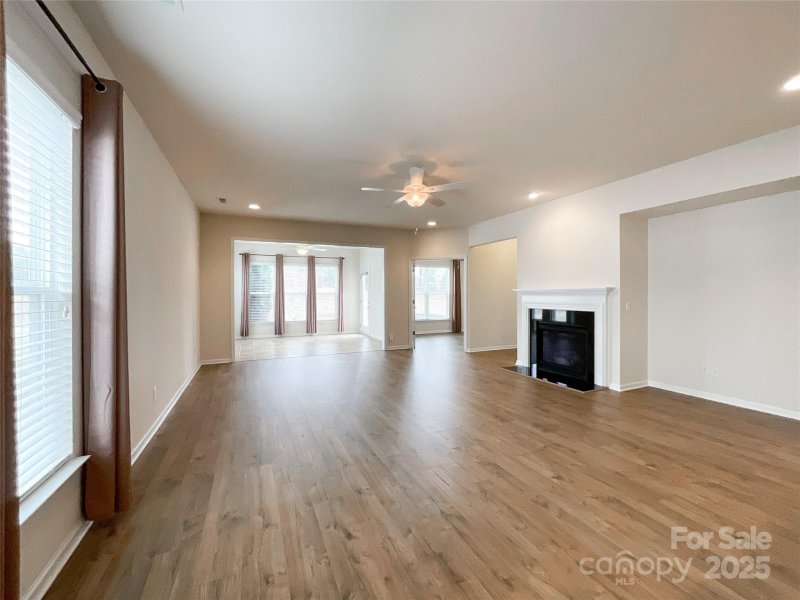 Property image 5 at 2023 Moultrie Court, Fort Mill, SC 29707