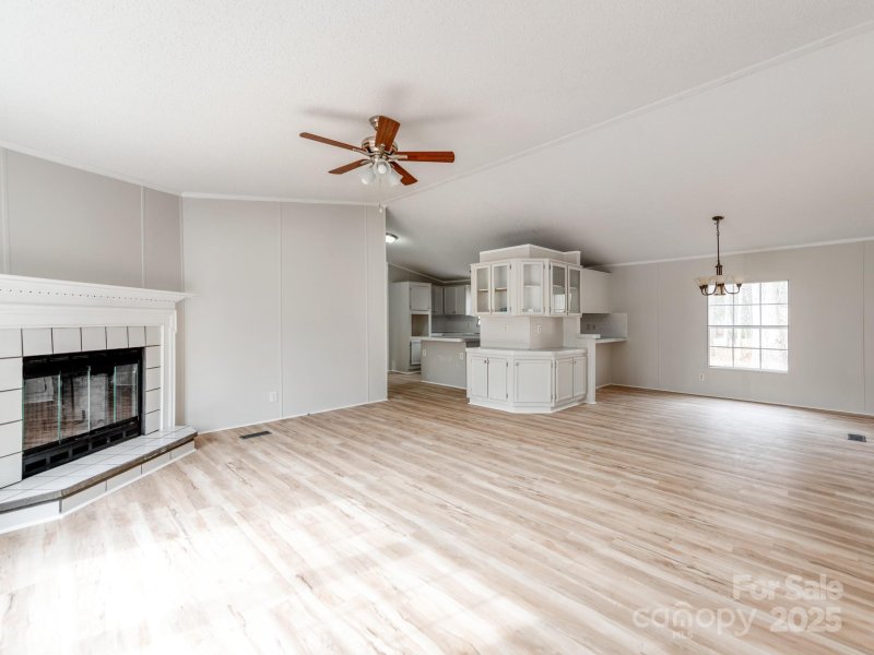 Property image 4 at 236 Sailwinds Road, Mooresville, NC 28115