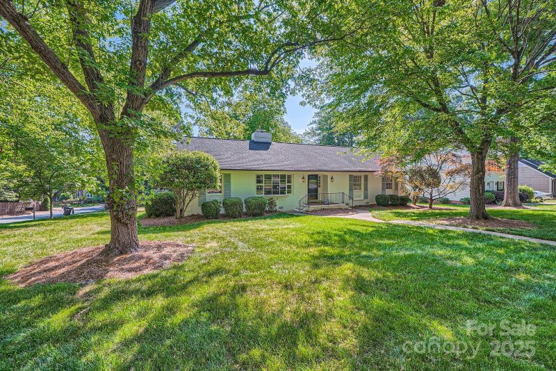 Property image 2 at 7613 Whistlestop Road, Charlotte, NC 28210