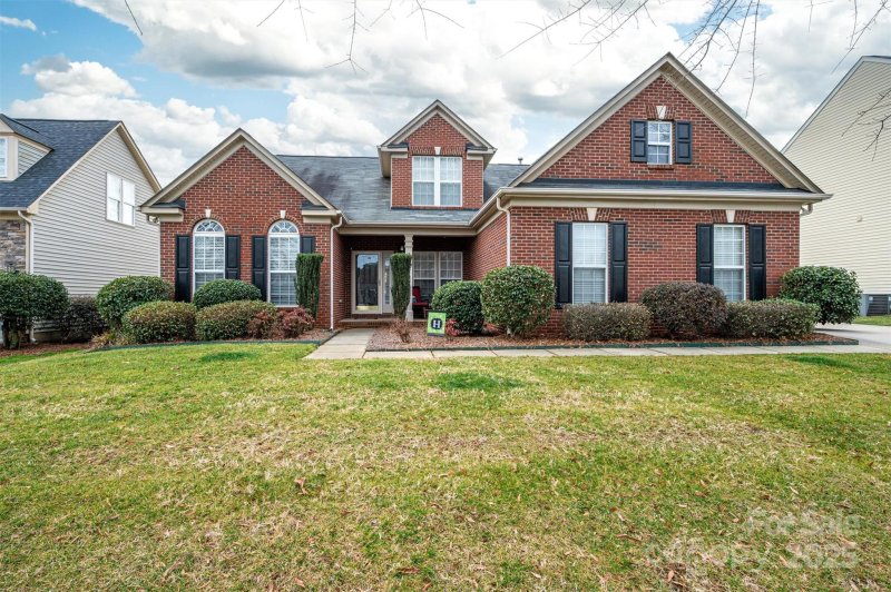 Property image 2 at 2555 Holly Oak Lane, Gastonia, NC 28056