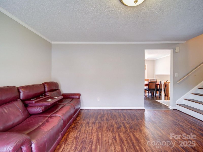 Property image 4 at 432 Vickery Drive, Charlotte, NC 28215