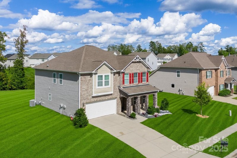 Property image 2 of 2150 Grist Mill Drive in The Mills At Rocky River, Concord, NC 28025