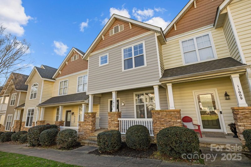 Property image 2 at 11013 Dundarrach Lane, Charlotte, NC 28277