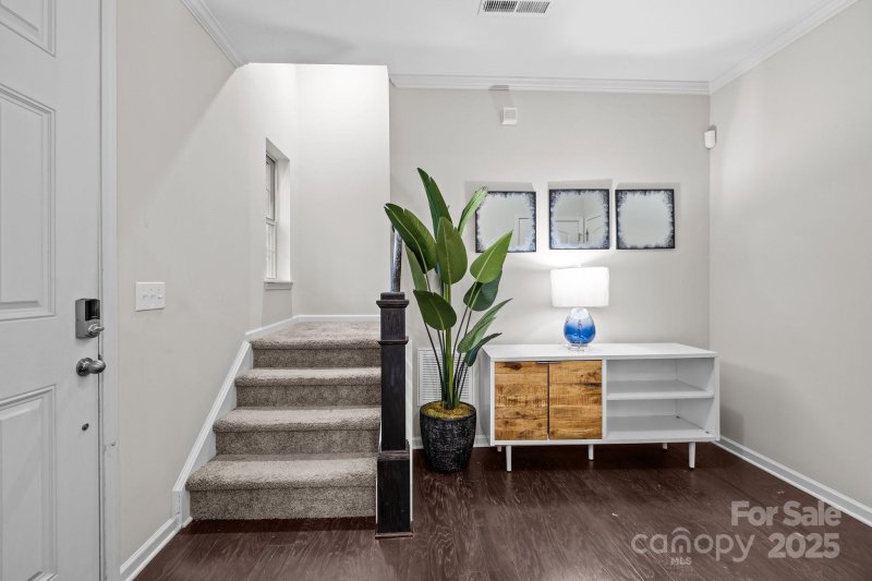 Property image 5 at 824 Imperial Court, Charlotte, NC 28273