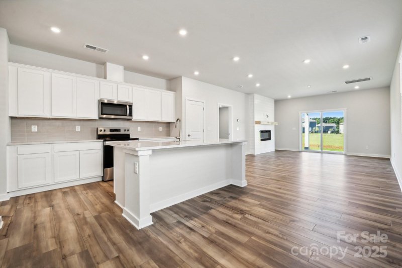 Property image 4 at 310 Bezelle Avenue, York, SC 29745