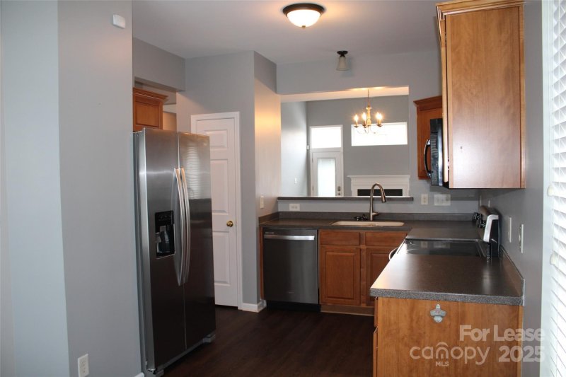 Property image 3 at 121 Beverly Chase Lane, Mooresville, NC 28117