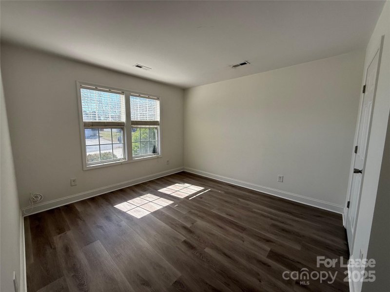 Property image 5 at 5737 Shining Oak Lane, Charlotte, NC 28269