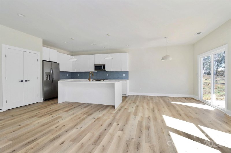 Property image 4 at 5402 Wales Street, Charlotte, NC 28269