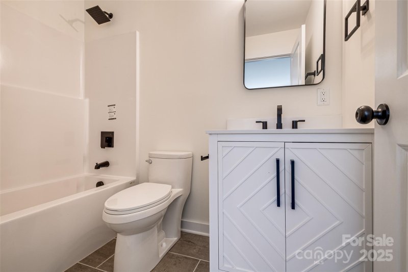 Property image 4 at 1522 Wickham Lane, Charlotte, NC 28208