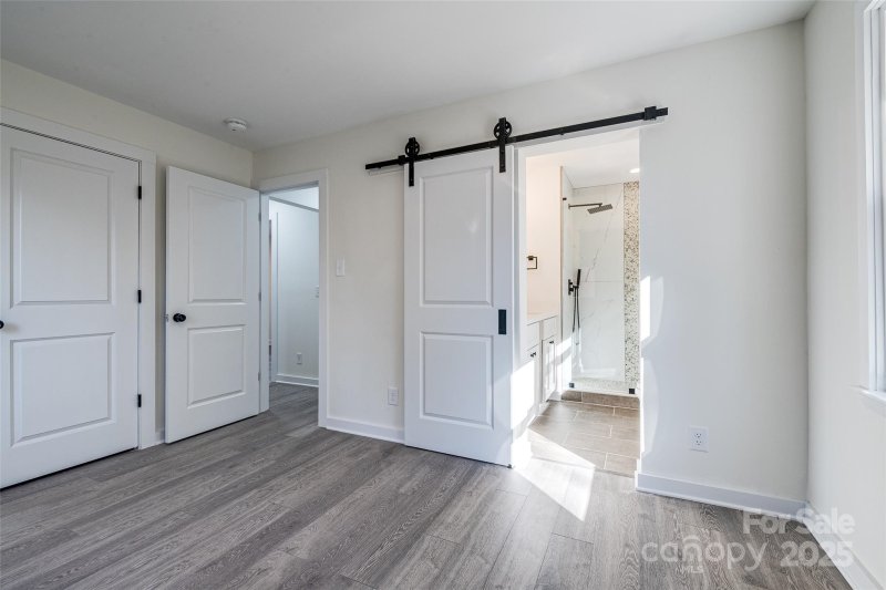 Property image 5 at 1522 Wickham Lane, Charlotte, NC 28208