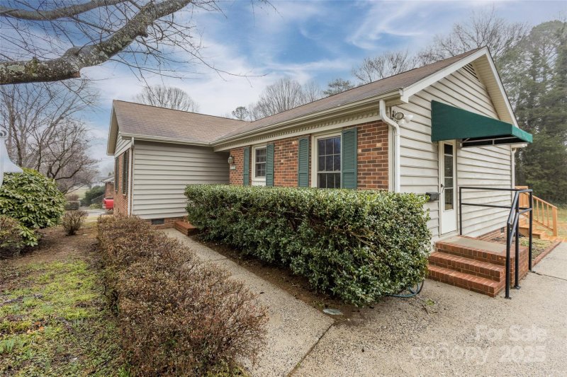 Property image 3 at 2408 Winterfield Drive, Gastonia, NC 28056