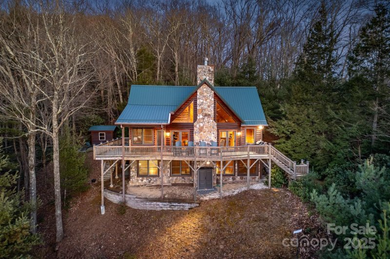 Property image 2 of 4880 Nightingale Way in Pisgah Woods, Lenoir, NC 28645