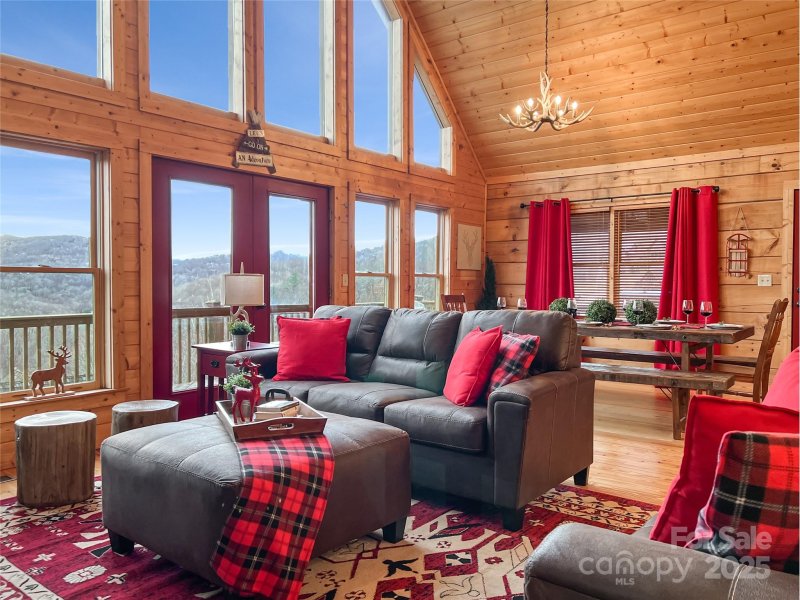 41 Scenic Wolf Drive