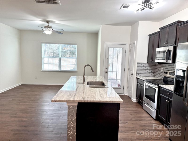 Property image 3 at 9056 Bradstreet Commons Way, Charlotte, NC 28215