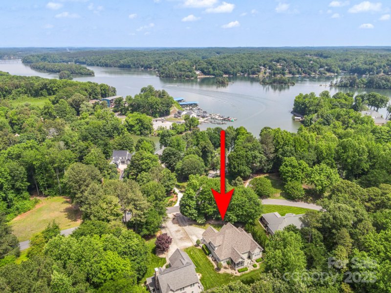 Property image 3 at 8143 Summit Ridge Drive, Catawba, NC 28609