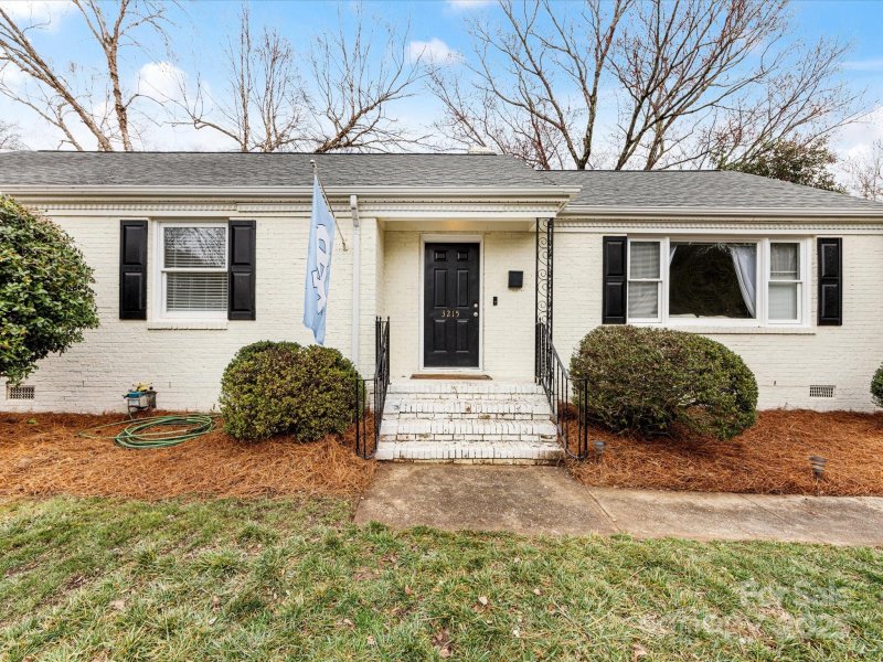 Property image 4 at 3215 Frederick Place, Charlotte, NC 28210