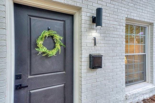 Property image 2 at 921 Ambassador Street, Charlotte, NC 28208