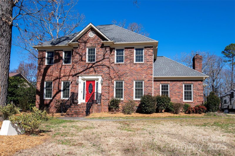 Property image 3 at 5304 Woodridge Drive, Monroe, NC 28110