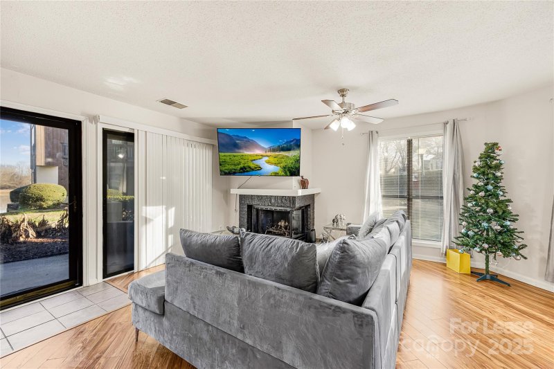 Property image 4 at 8157 Cedar Glen Drive, Charlotte, NC 28212