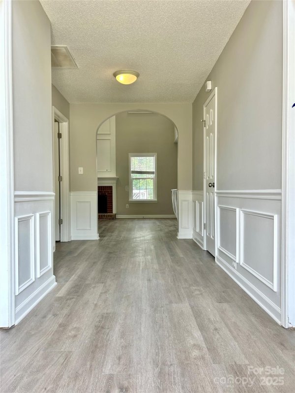 Property image 2 at 8812 Glenover Circle, Charlotte, NC 28269