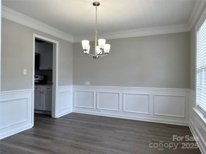 Property image 5 at 8812 Glenover Circle, Charlotte, NC 28269