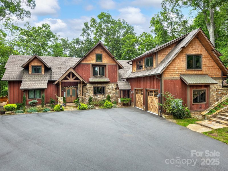 Property image 2 at 115 Loafer Lane, Waynesville, NC 28785