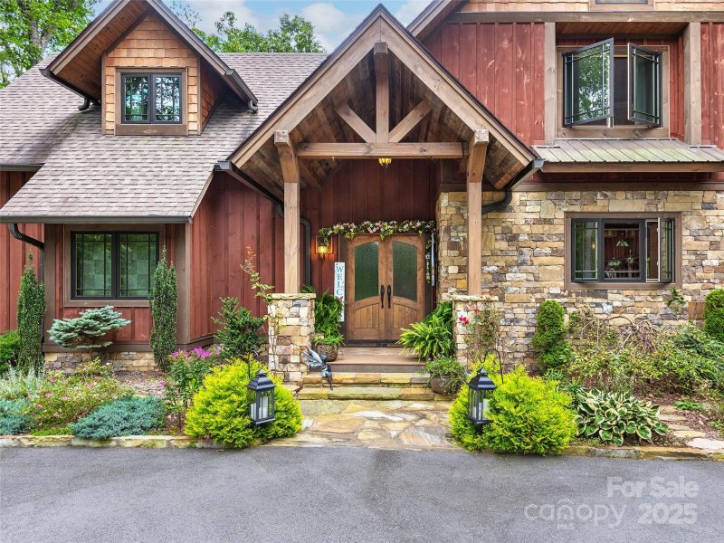 Property image 3 at 115 Loafer Lane, Waynesville, NC 28785