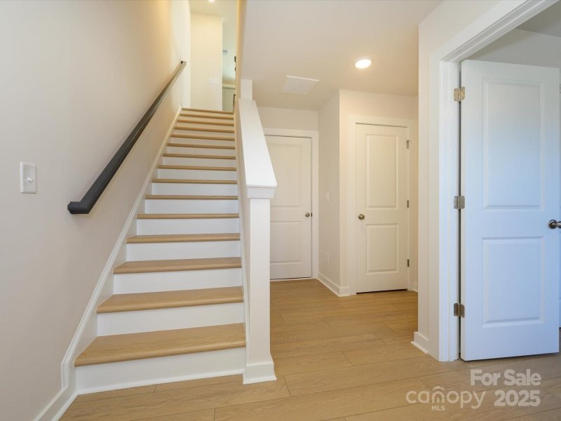 Property image 4 at 3924 Craig Avenue, Charlotte, NC 28211