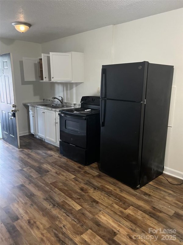 Property image 5 at 3805 Miriam Drive, Charlotte, NC 28205