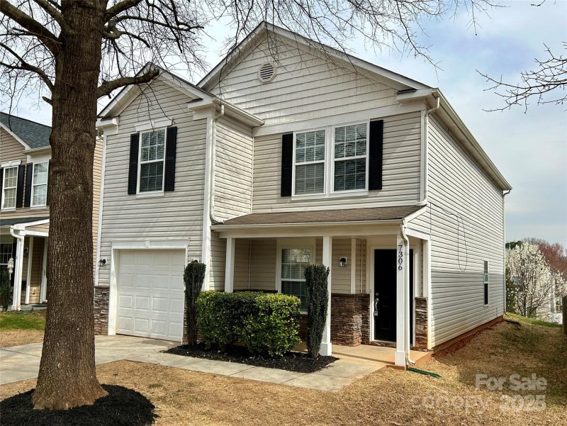 Property image 3 at 7306 Fox Point Drive, Charlotte, NC 28269